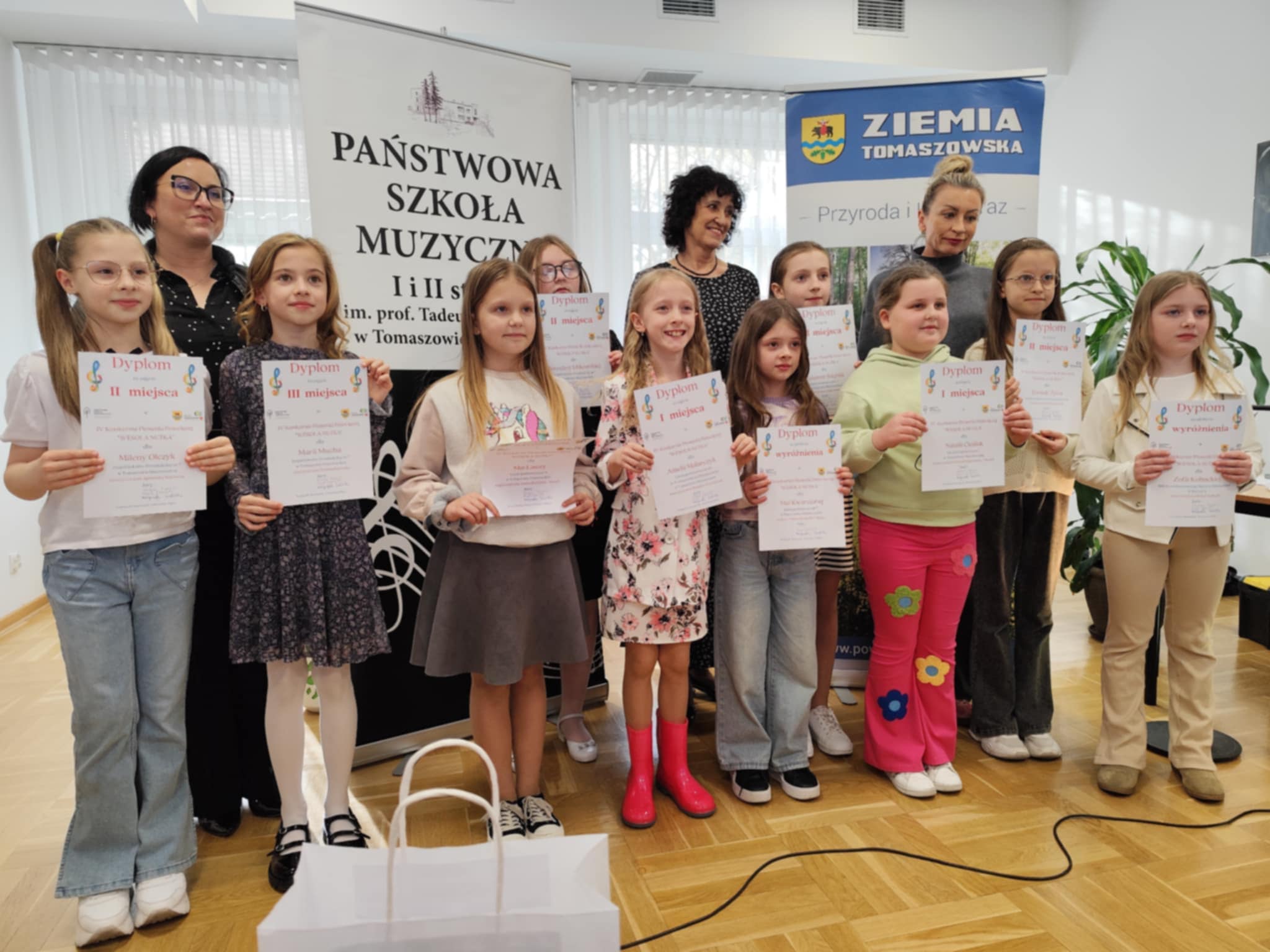IV Konkurs Piosenki Dziecięcej "Wesoła Nutka"